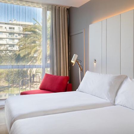 Occidental Atenea Mar - Adults Only Barcelona Exterior foto