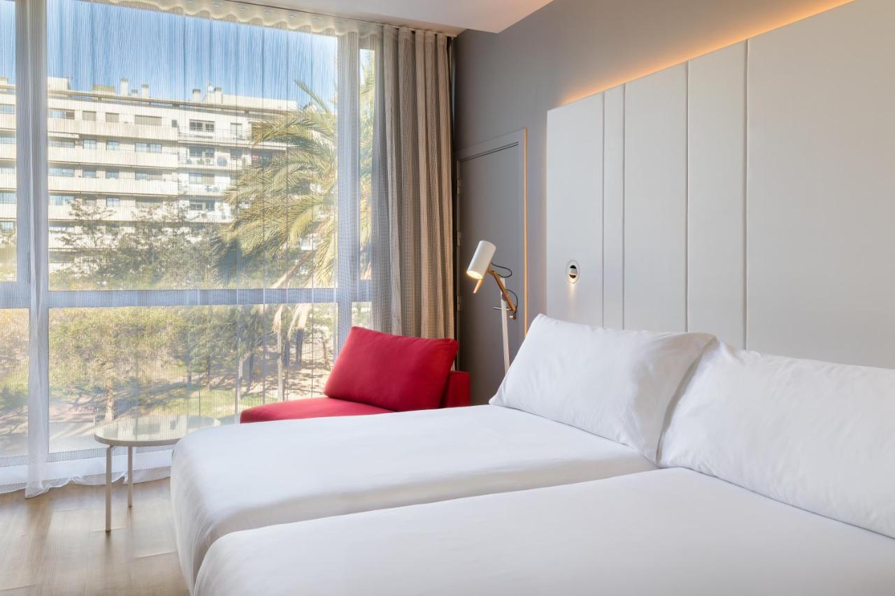 Occidental Atenea Mar - Adults Only Barcelona Exterior foto