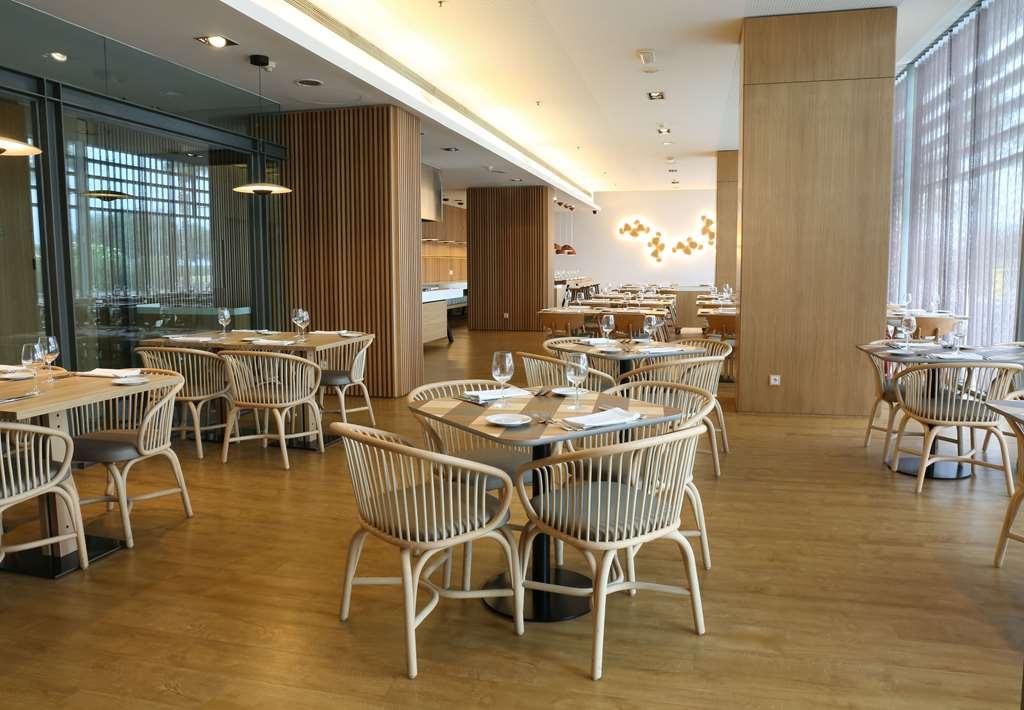 Occidental Atenea Mar - Adults Only Barcelona Restaurant foto