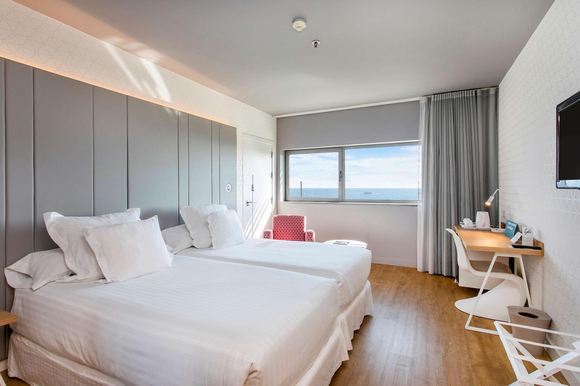 Occidental Atenea Mar - Adults Only Barcelona Exterior foto