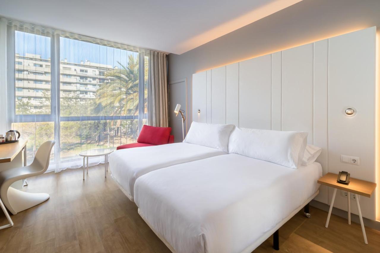 Occidental Atenea Mar - Adults Only Barcelona Exterior foto